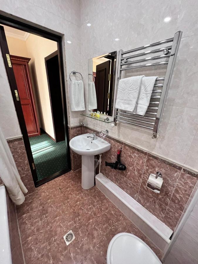 Grand Nur Hotel Tachkent Extérieur photo