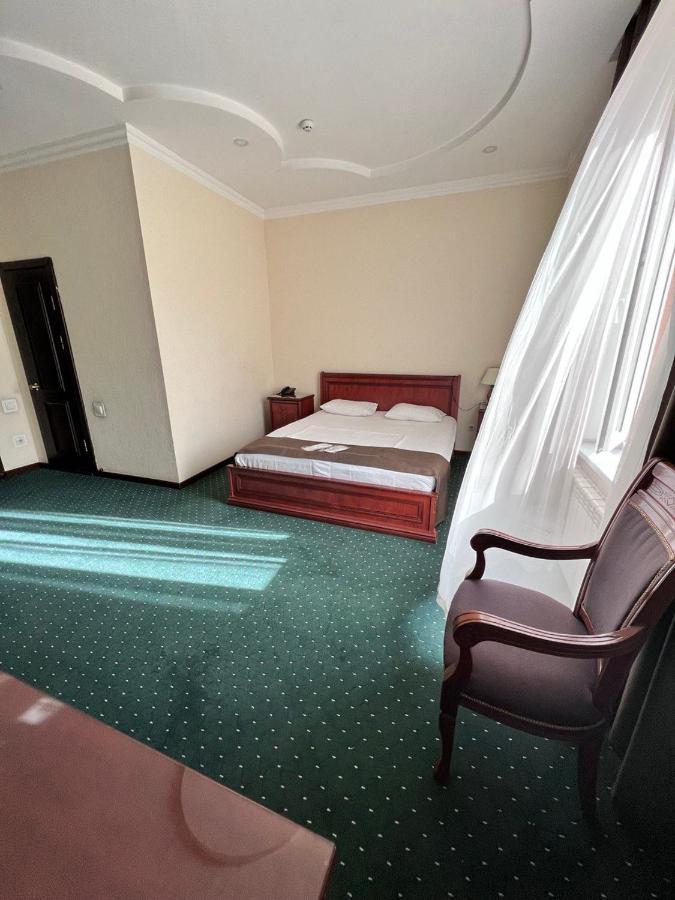 Grand Nur Hotel Tachkent Extérieur photo