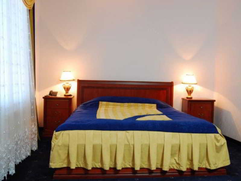 Grand Nur Hotel Tachkent Extérieur photo