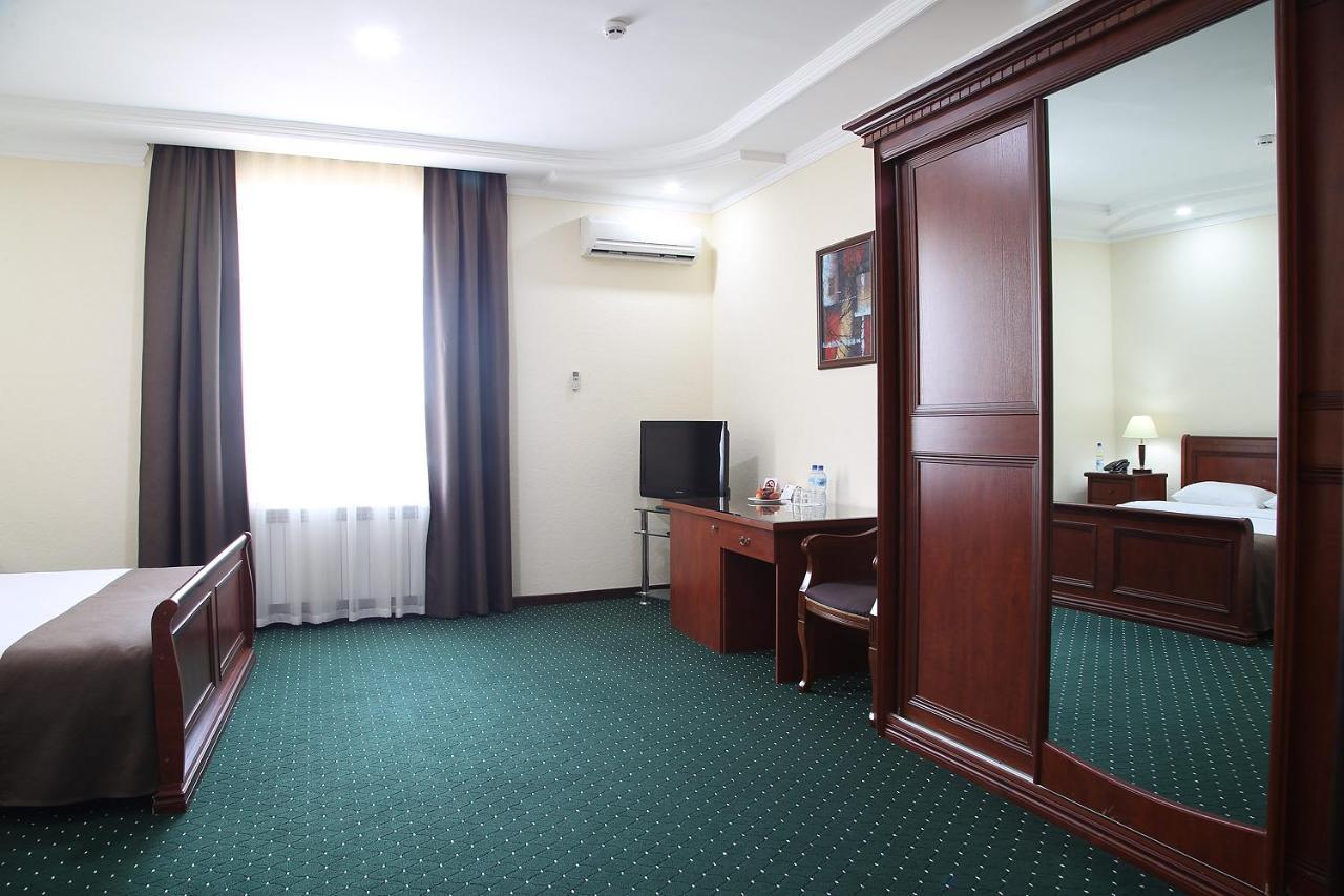 Grand Nur Hotel Tachkent Extérieur photo