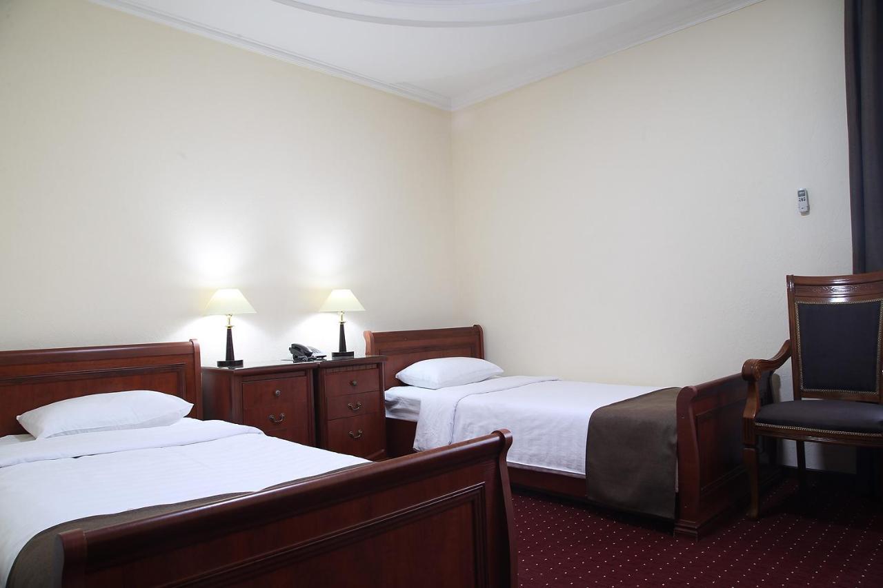 Grand Nur Hotel Tachkent Extérieur photo