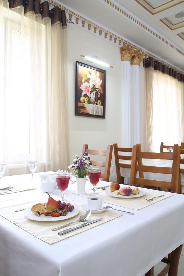 Grand Nur Hotel Tachkent Extérieur photo